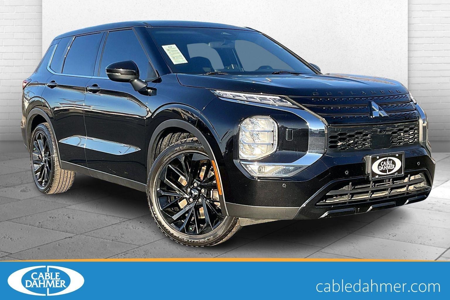 2022 Mitsubishi Outlander SE