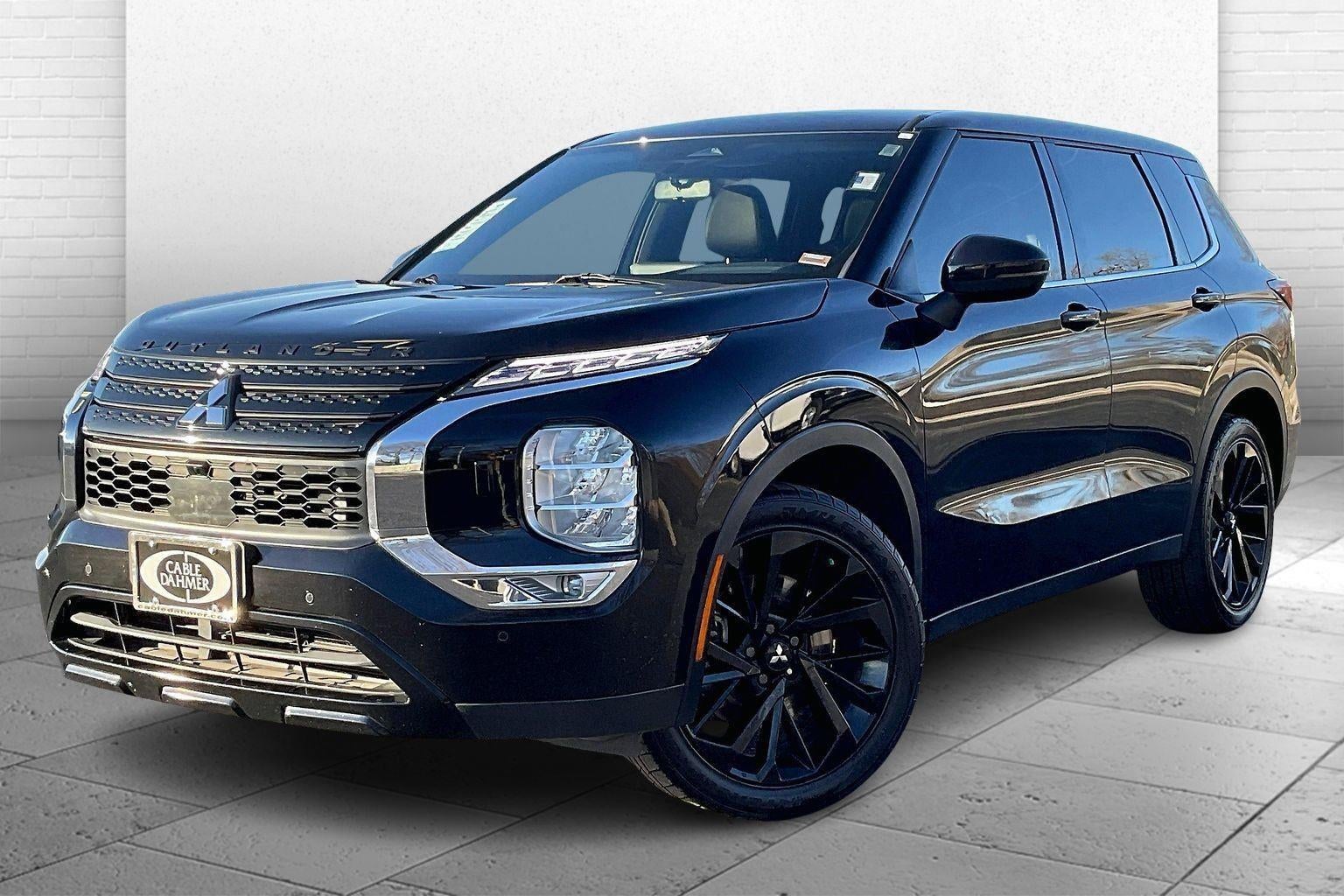 2022 Mitsubishi Outlander SE