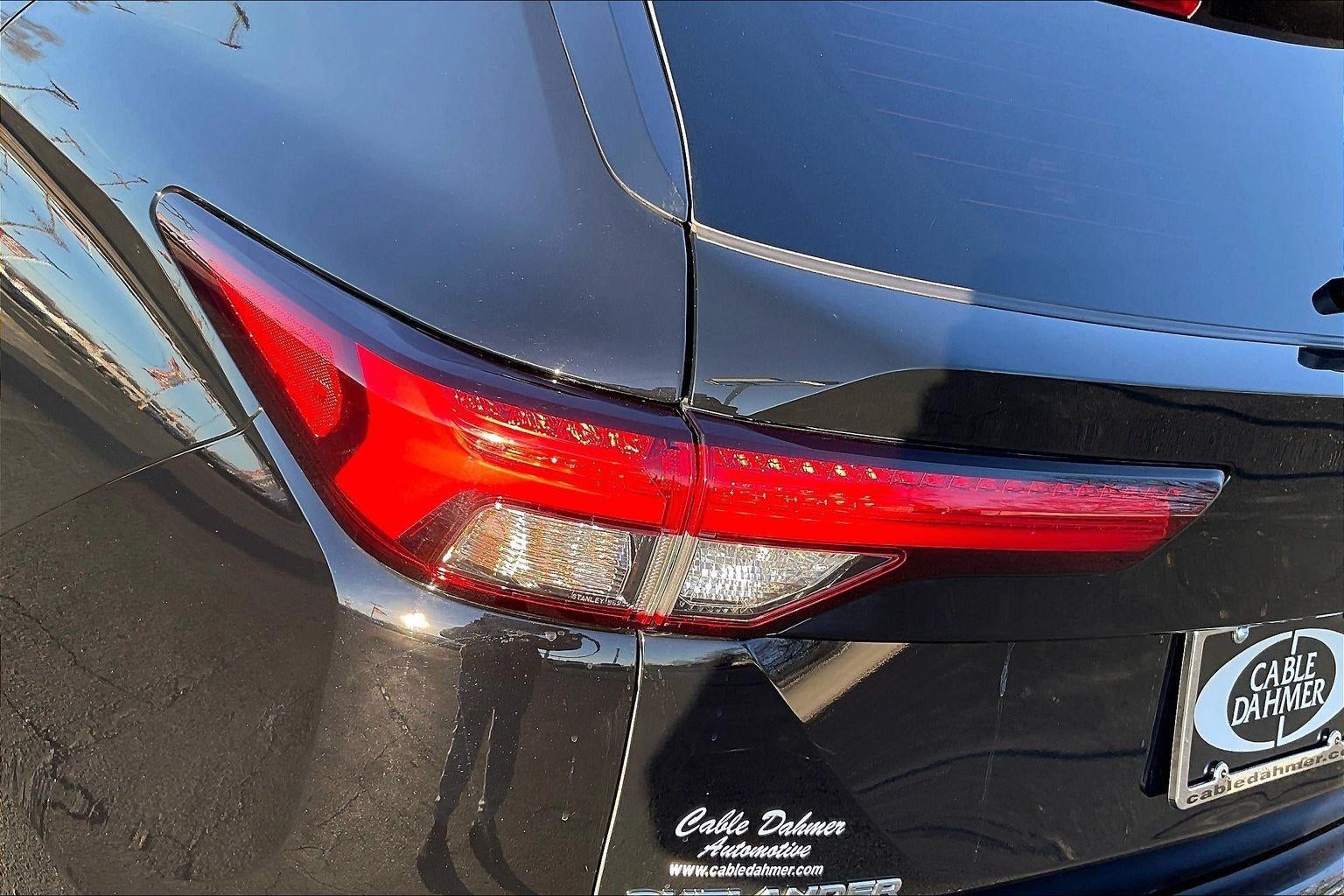 2022 Mitsubishi Outlander SE