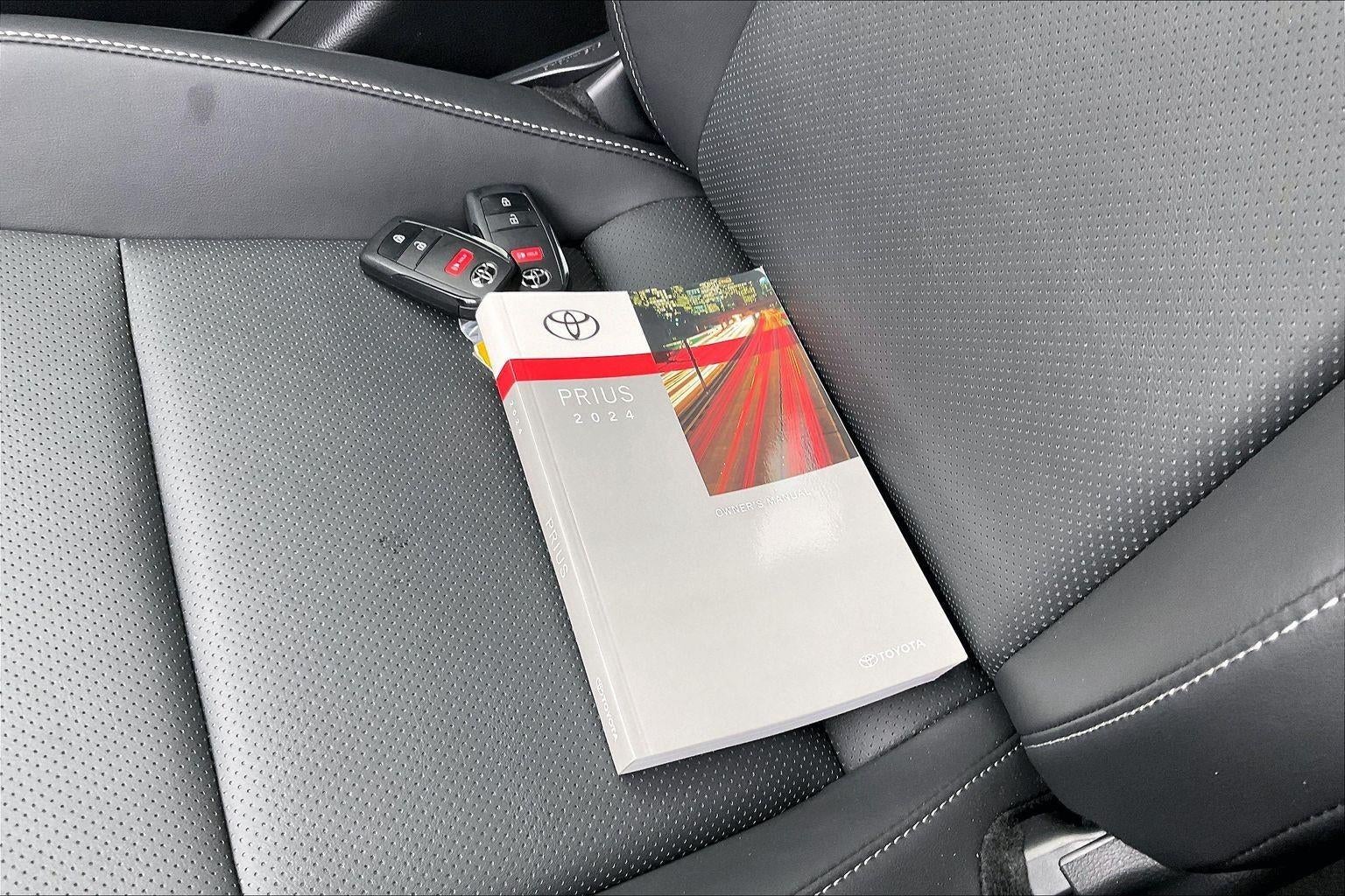 2024 Toyota Prius LE