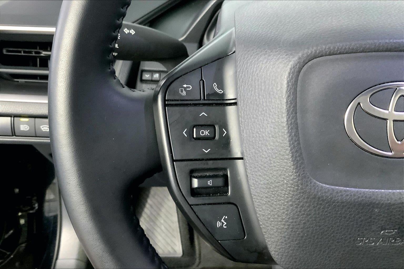 2025 Toyota Prius LE
