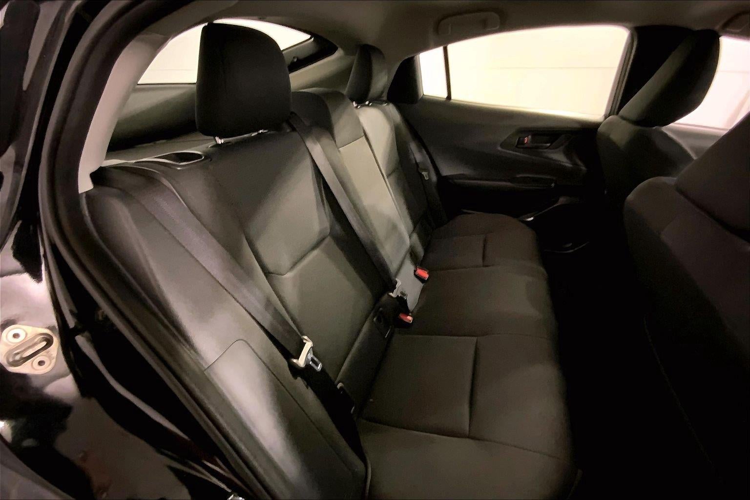 2025 Toyota Prius LE