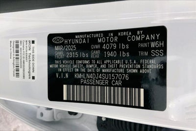 2025 Hyundai Elantra Hybrid Limited