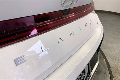 2025 Hyundai Elantra Hybrid Limited