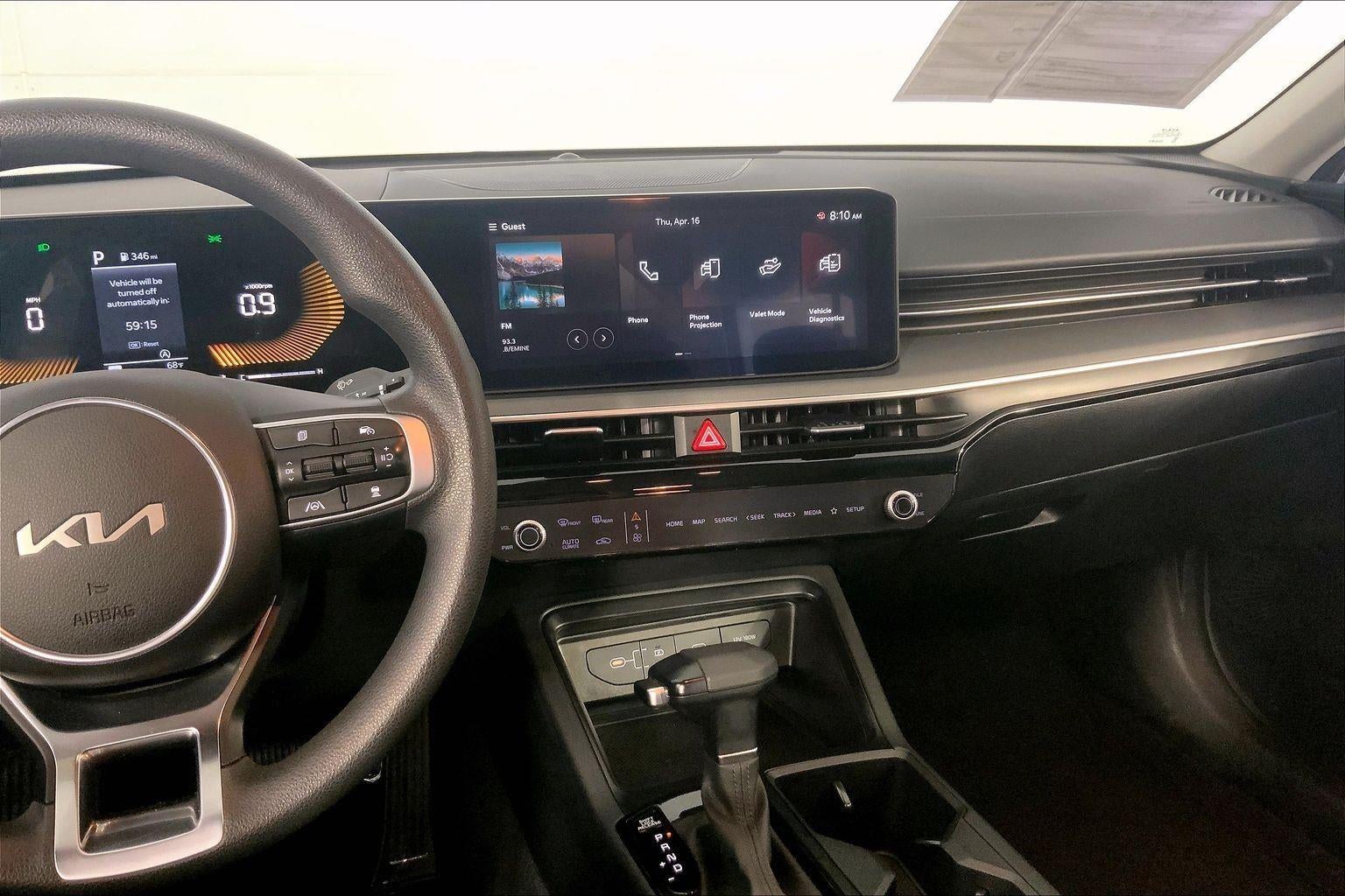 2025 Kia K5 LXS