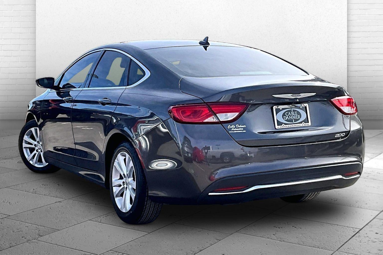 2016 Chrysler 200 Limited