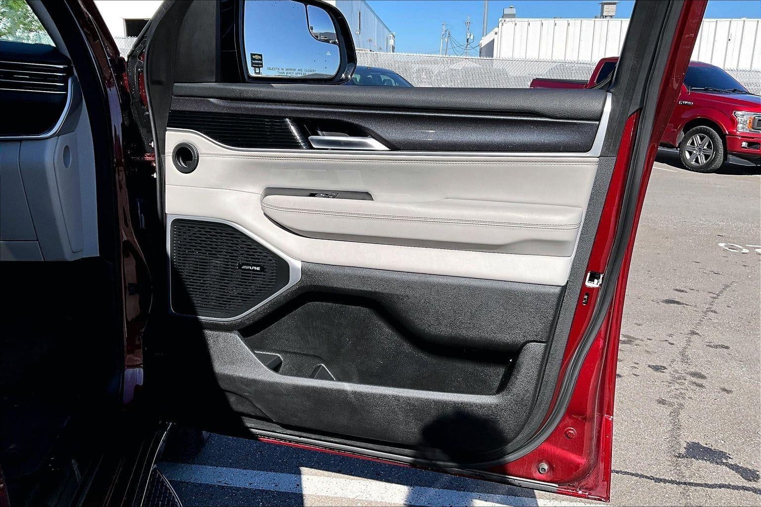 2024 Jeep Wagoneer 4DR 4WD