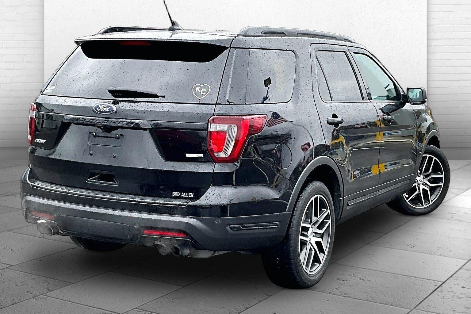 2018 Ford Explorer Sport