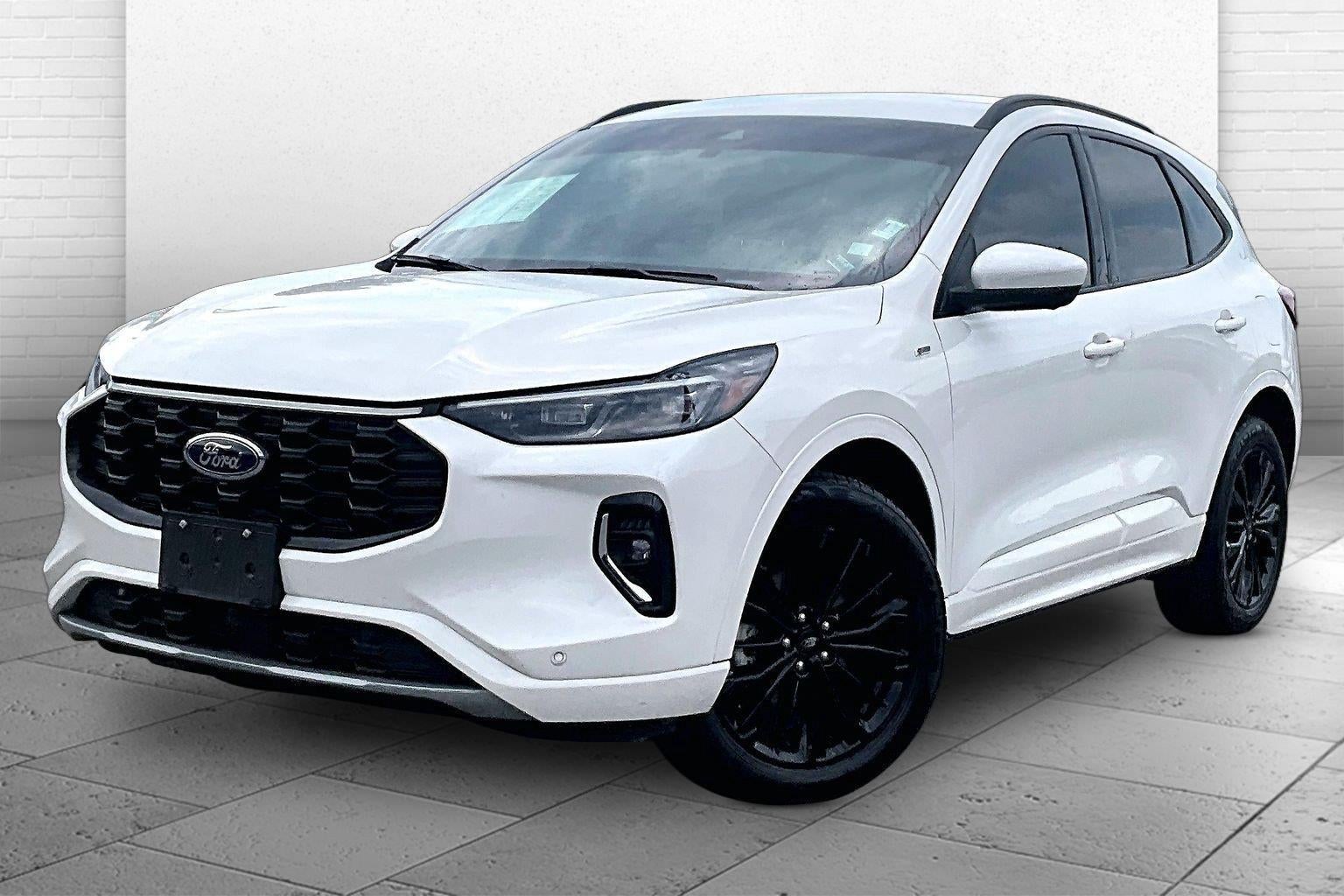2023 Ford Escape ST-Line Elite