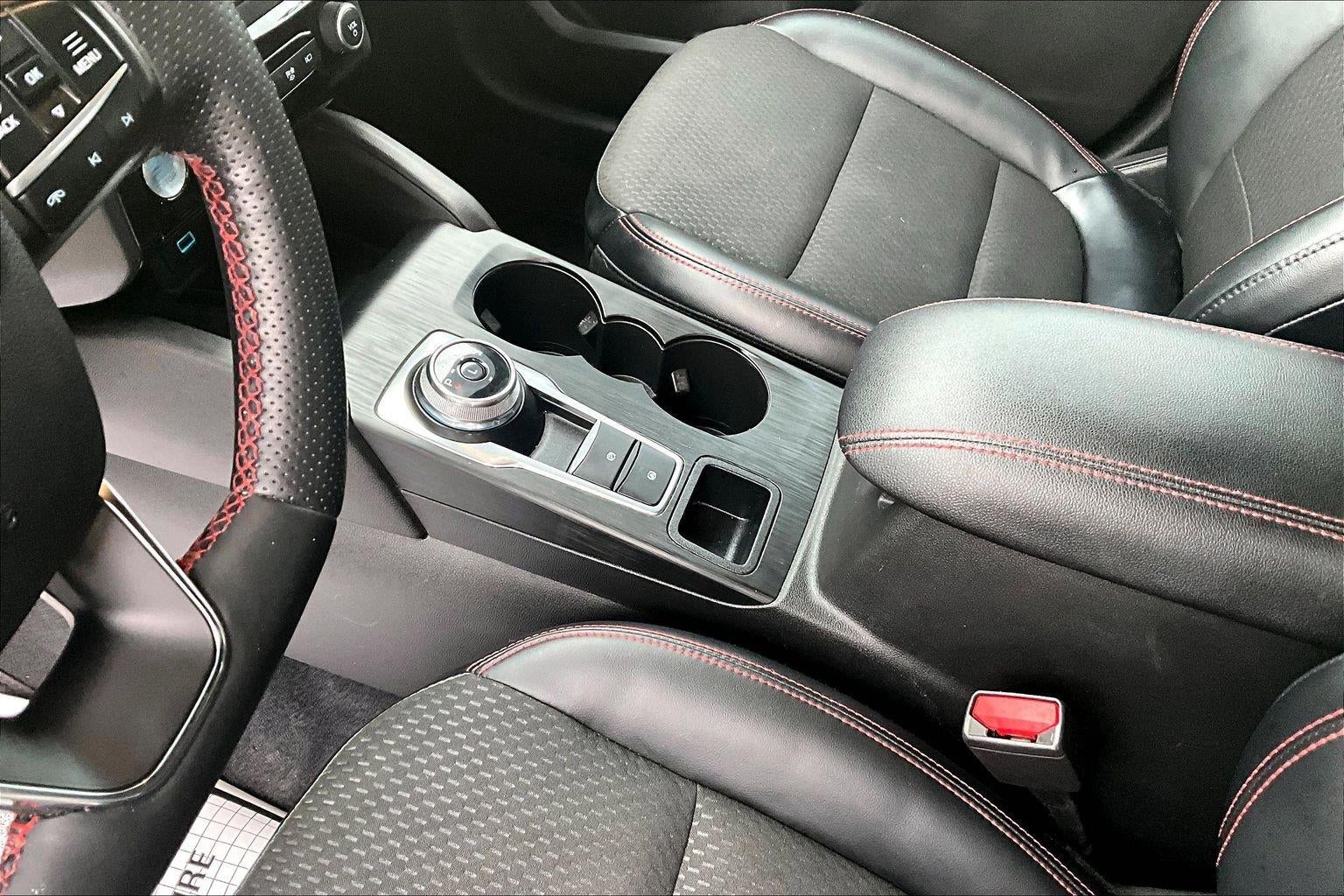2023 Ford Escape ST-Line Elite