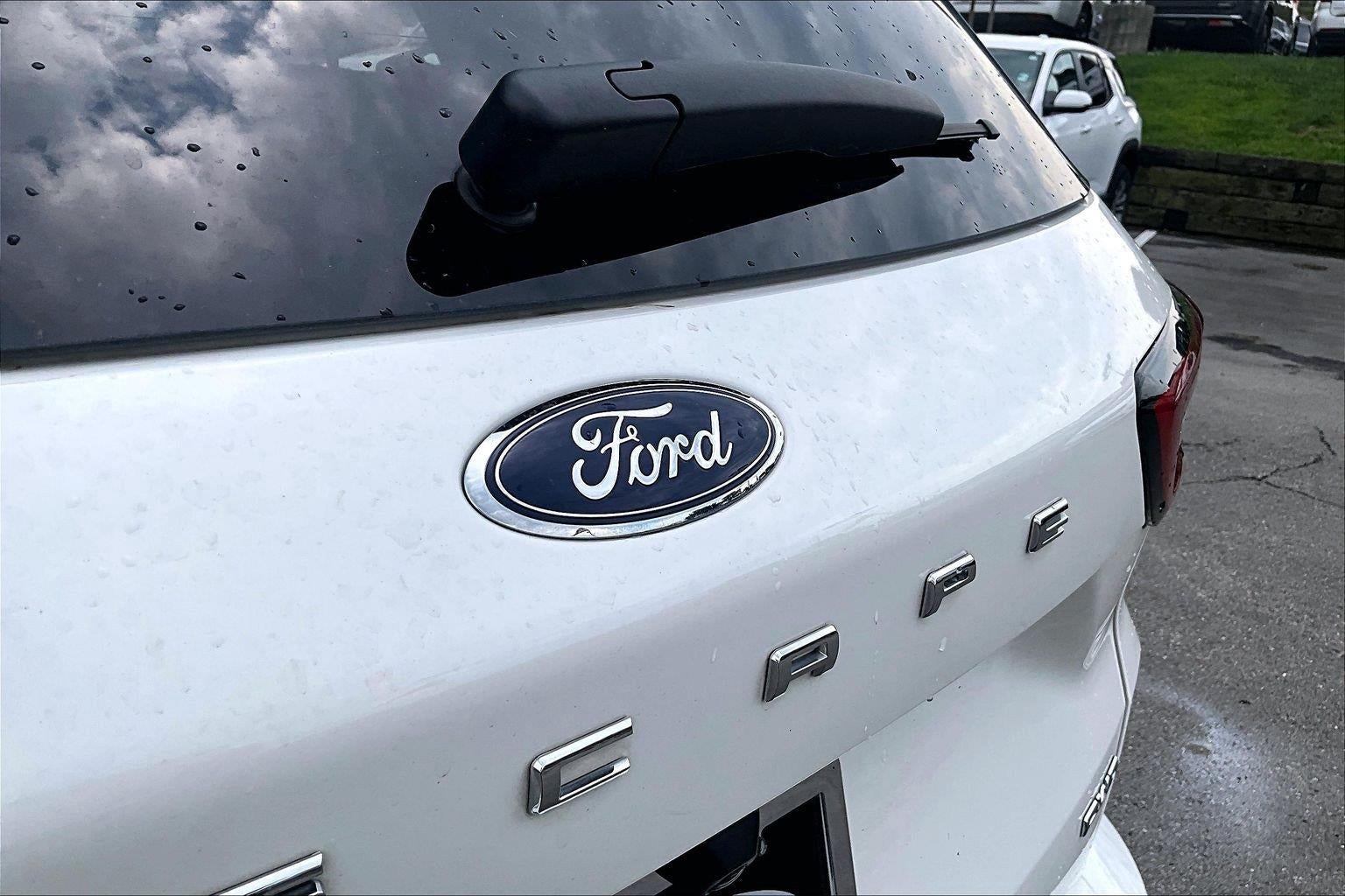 2023 Ford Escape ST-Line Elite
