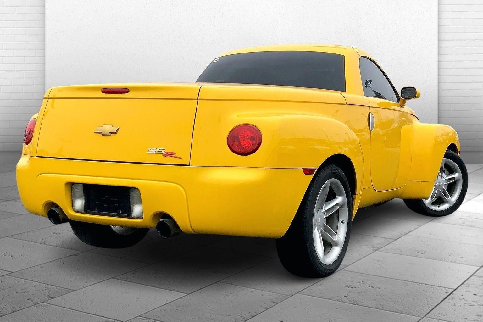 2004 Chevrolet SSR LS