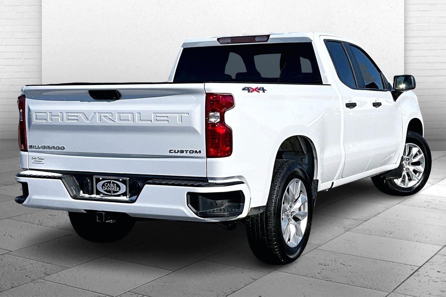 2025 Chevrolet Silverado 1500 Custom