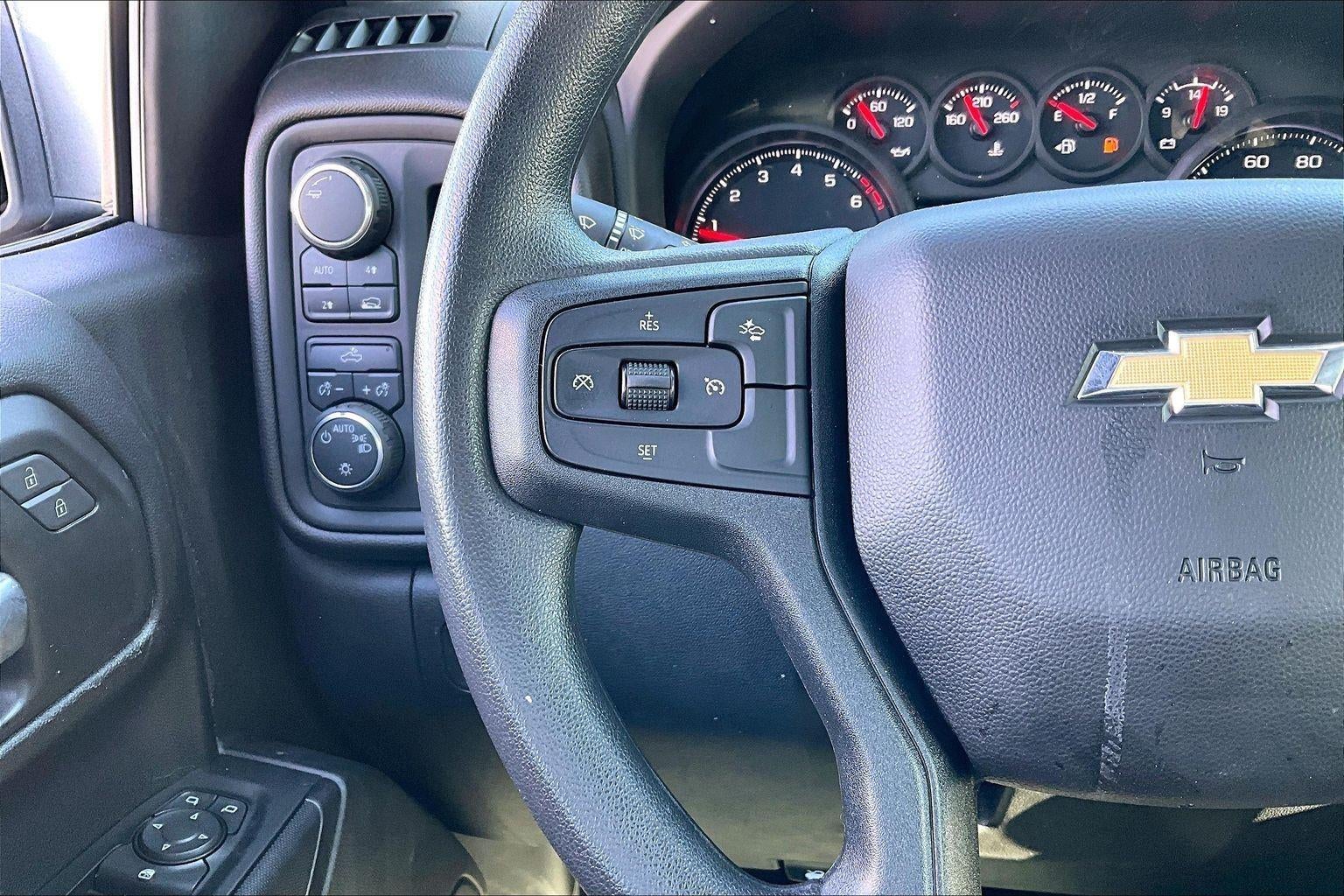 2025 Chevrolet Silverado 1500 Custom