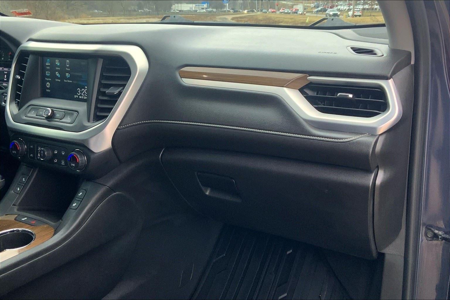 2018 GMC Acadia SLE