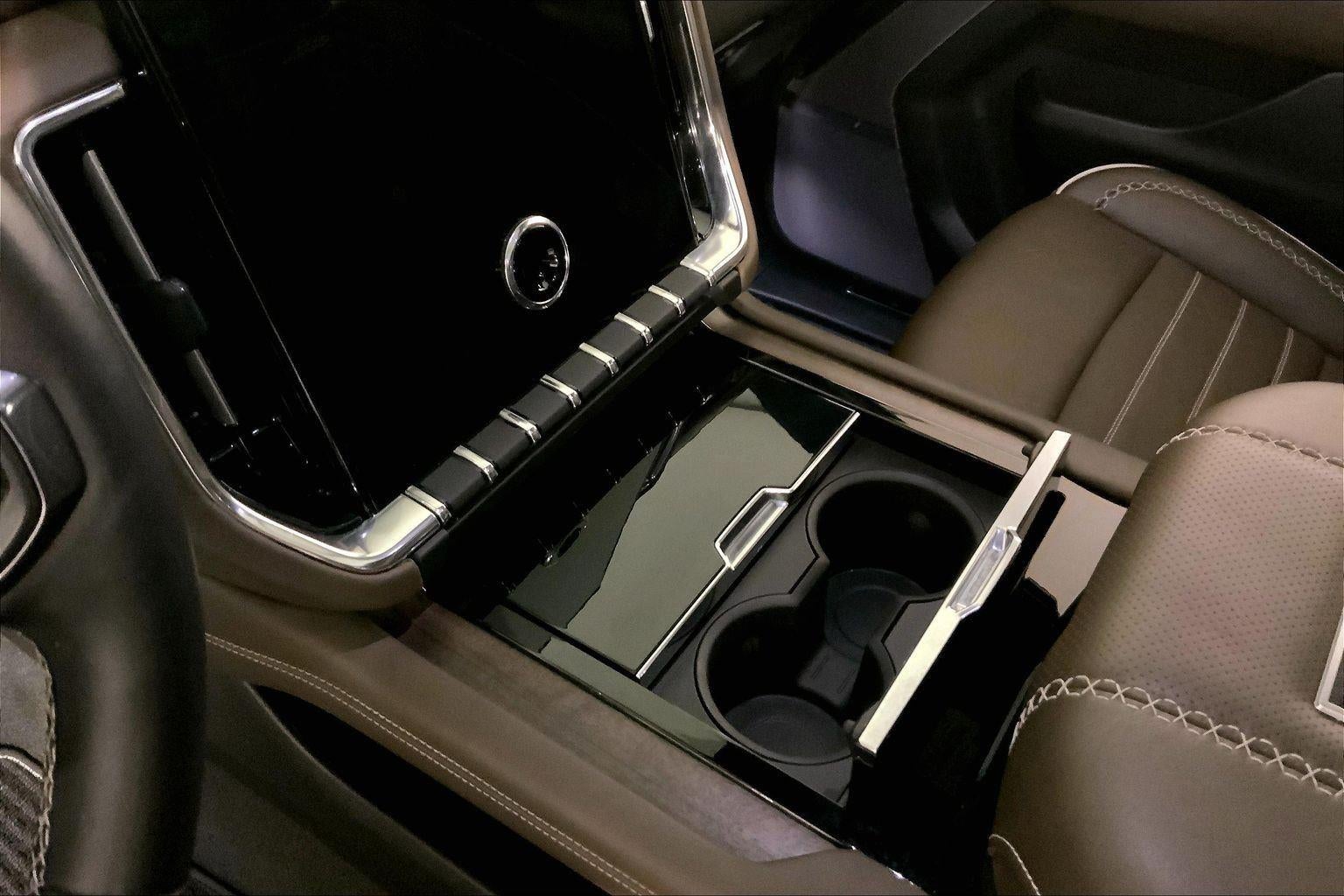 2025 GMC Yukon Denali Ultimate