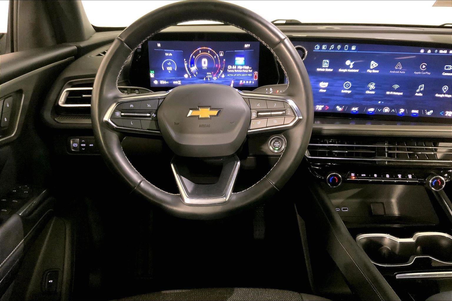 2024 Chevrolet Traverse LT