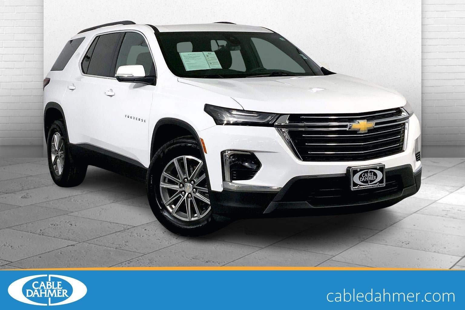 2023 Chevrolet Traverse LT Cloth
