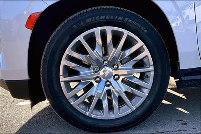 2023 Chevrolet Suburban High Country