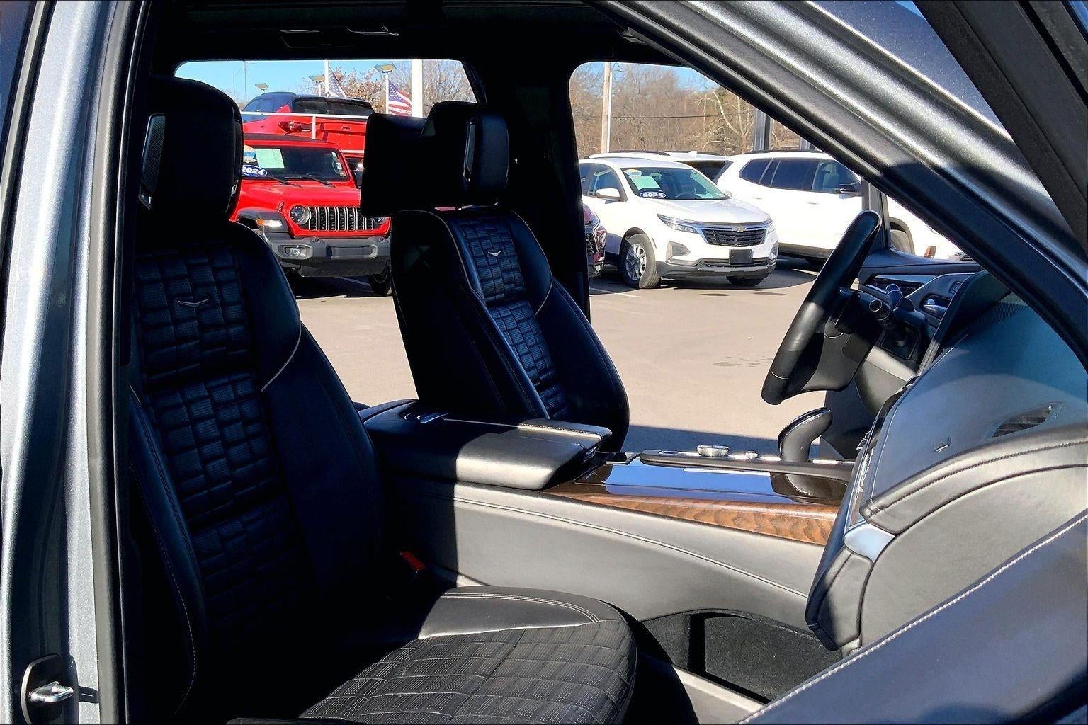 2021 Cadillac Escalade ESV Sport Platinum
