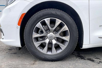 2023 Chrysler Pacifica Hybrid Pinnacle