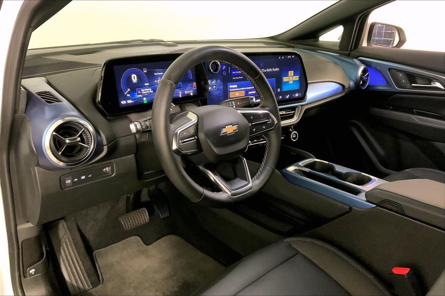 2025 Chevrolet Equinox EV LT