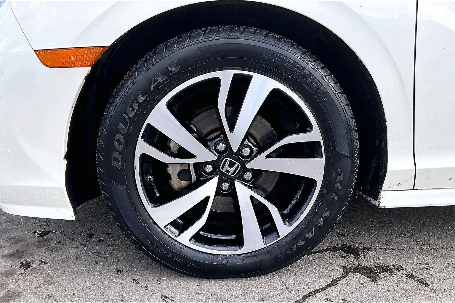 2019 Honda Odyssey Elite