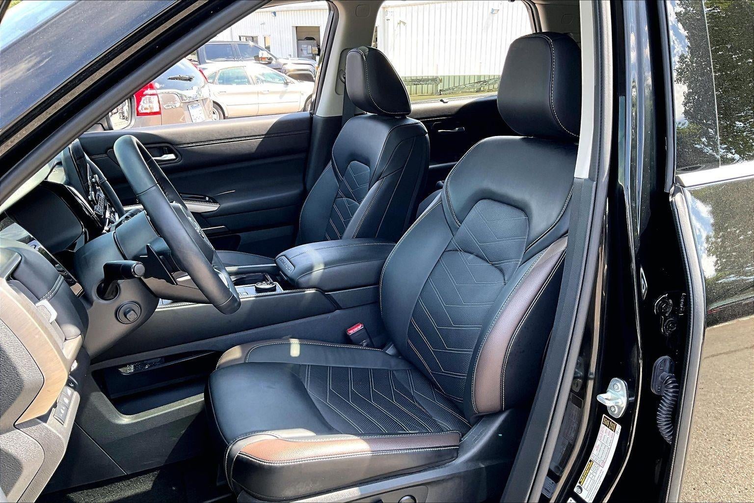 2024 Nissan Pathfinder Platinum