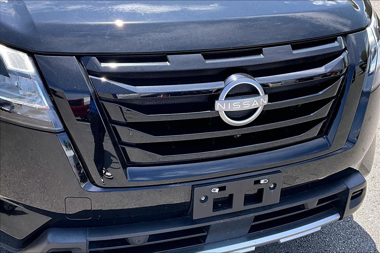 2024 Nissan Pathfinder Platinum