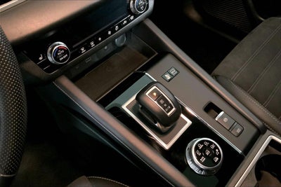 2024 Mitsubishi Outlander Plug-In Hybrid SE