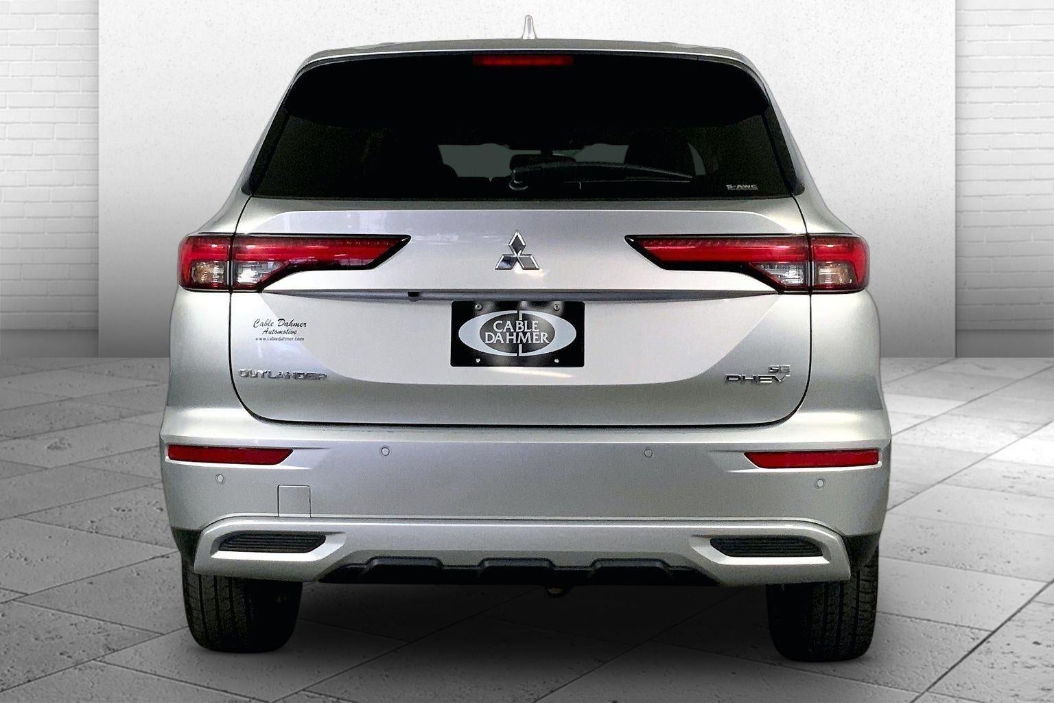 2024 Mitsubishi Outlander Plug-In Hybrid SE