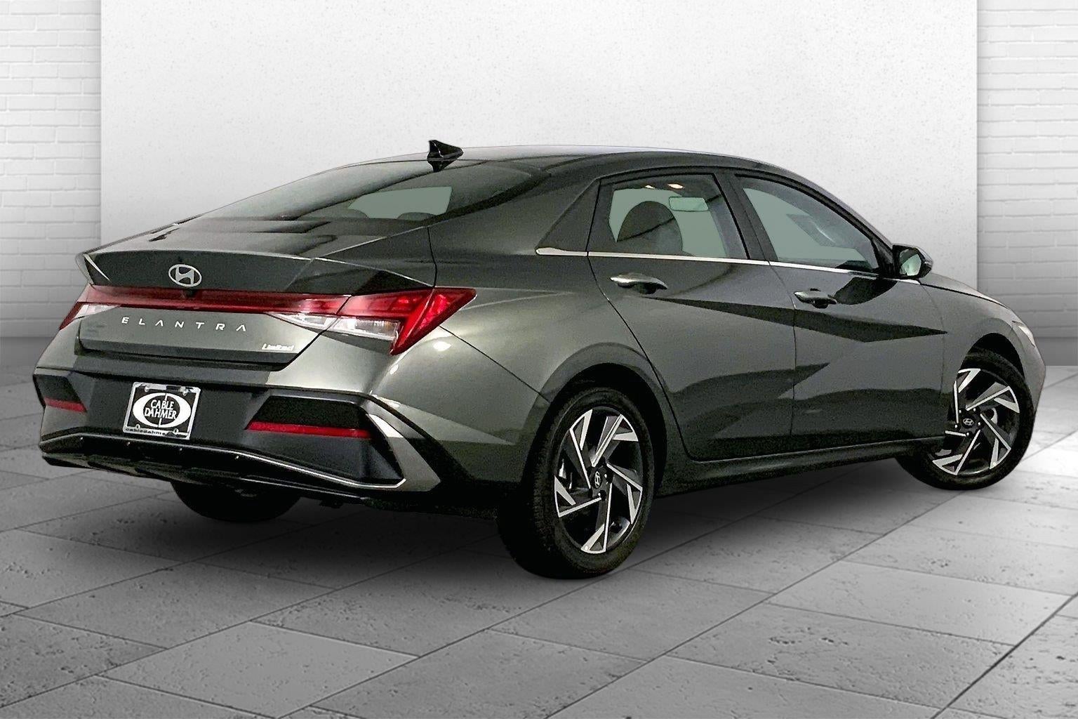 2025 Hyundai Elantra Limited