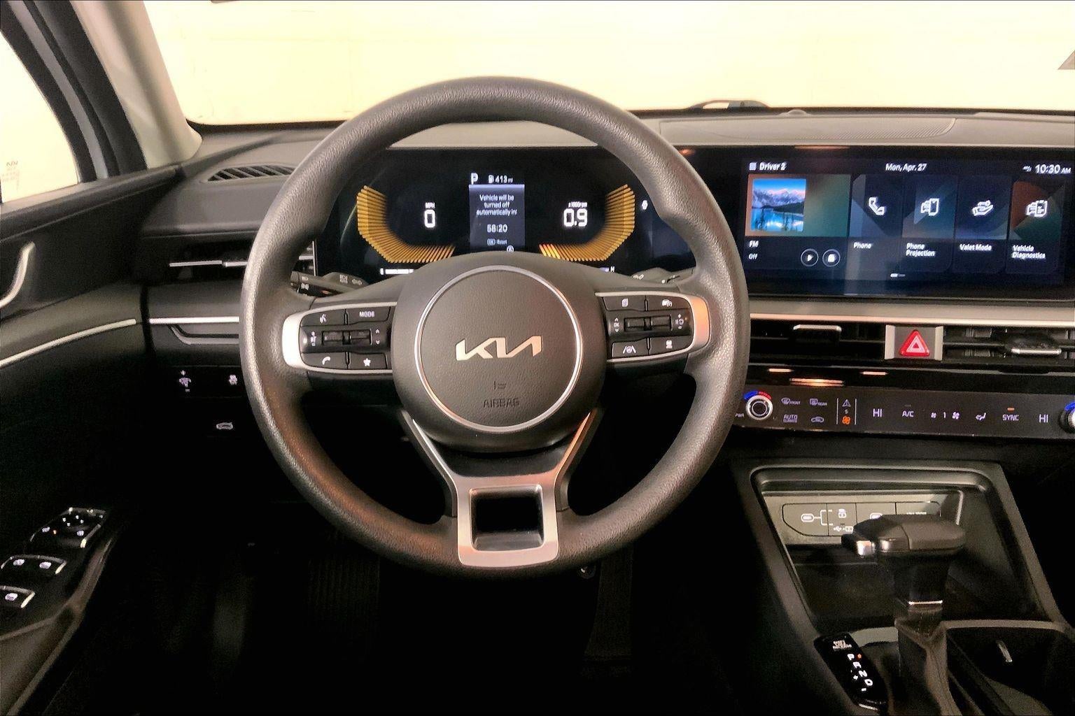 2025 Kia K5 LXS