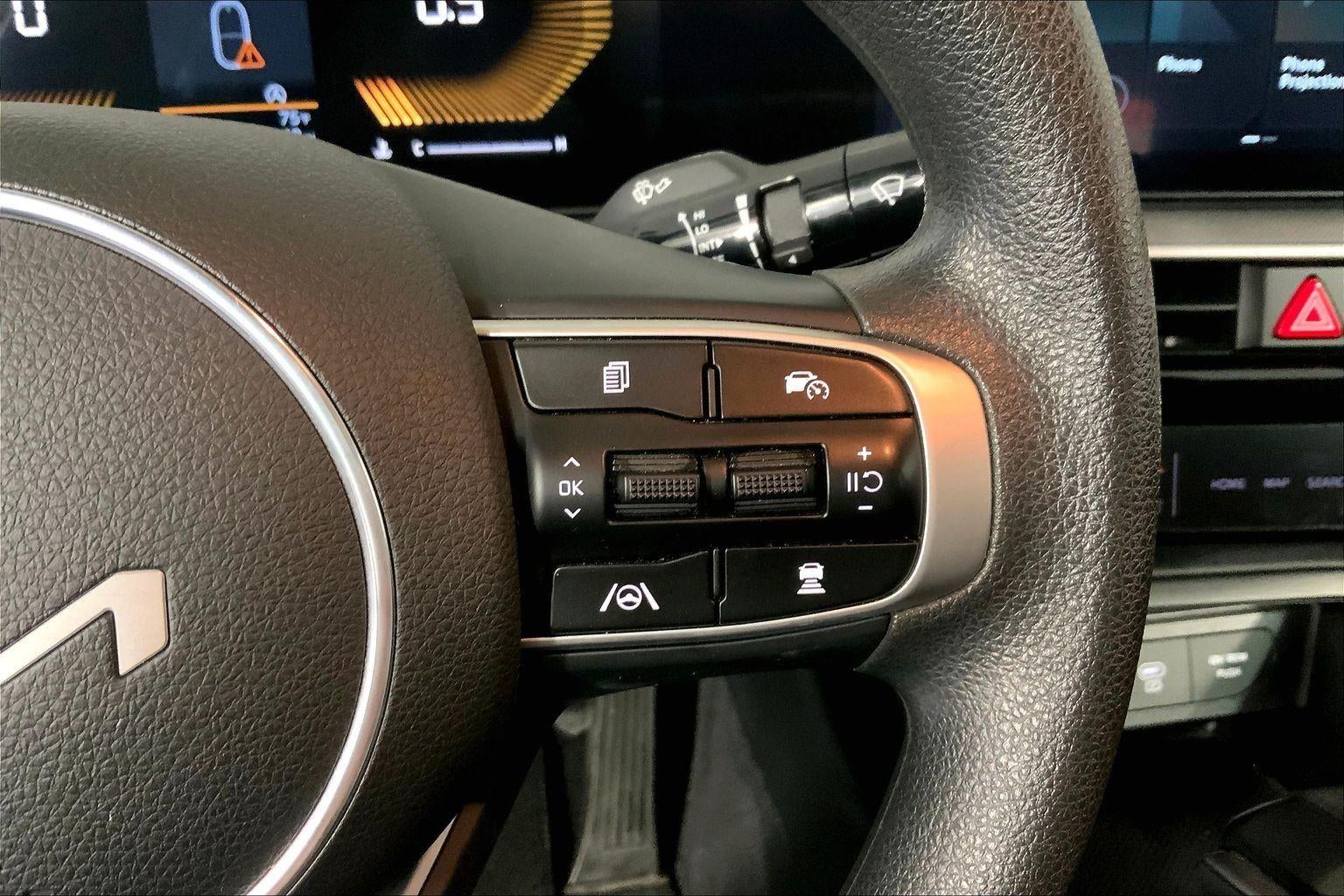 2025 Kia K5 LXS