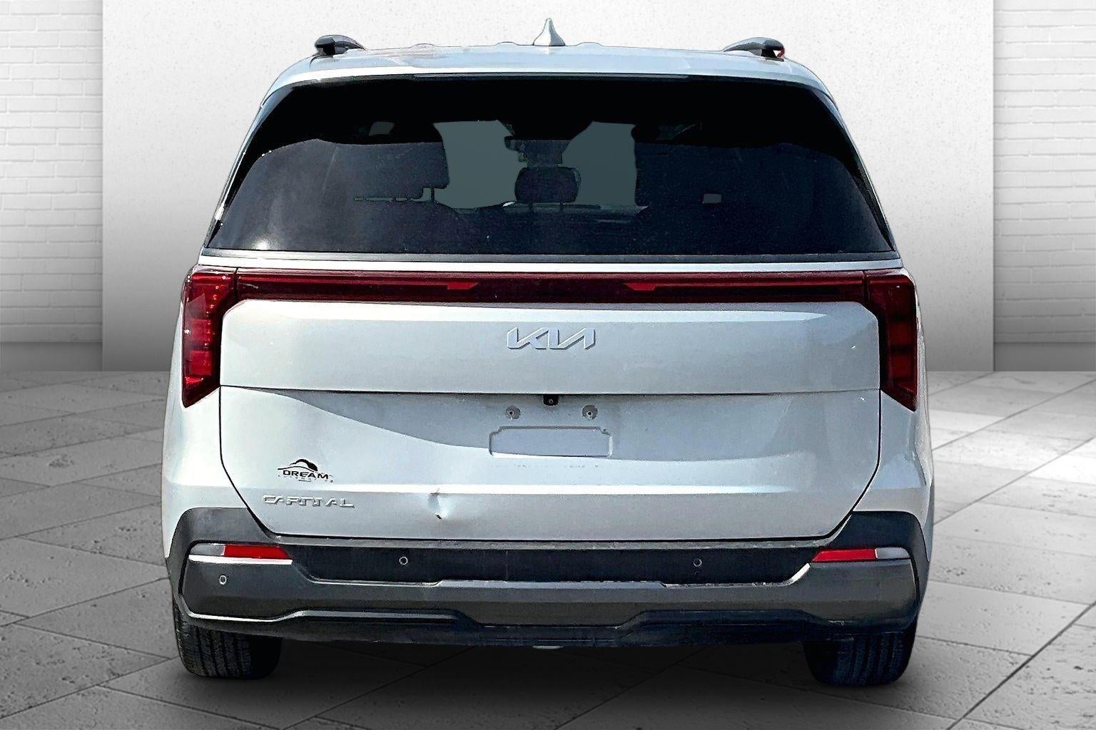 2025 Kia Carnival SX