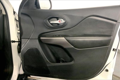 2019 Jeep Cherokee Latitude Plus FWD