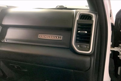 2022 RAM 1500 Big Horn Quad Cab 4x4 6'4' Box