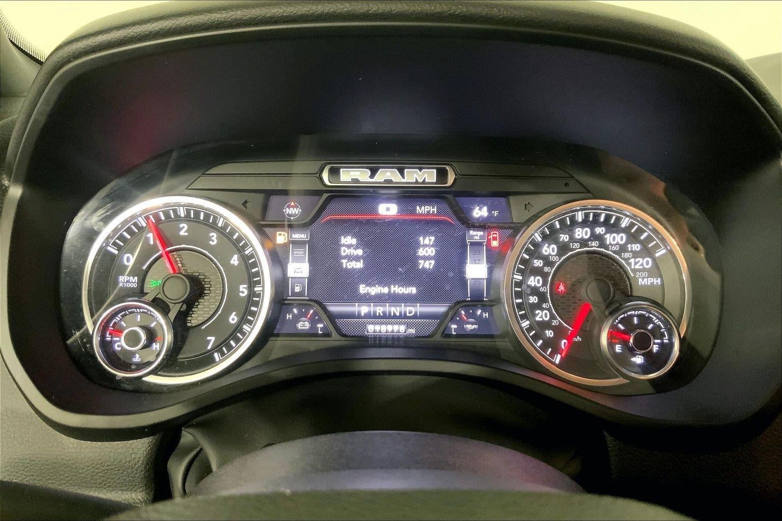 2022 RAM 1500 Big Horn Quad Cab 4x4 6'4' Box