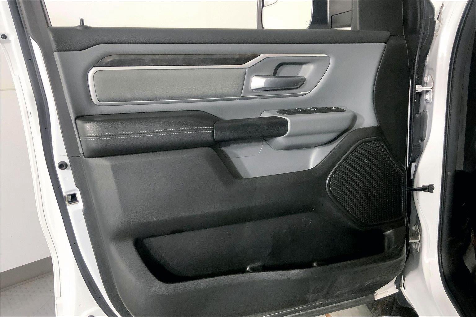2022 RAM 1500 Big Horn Quad Cab 4x4 6'4' Box