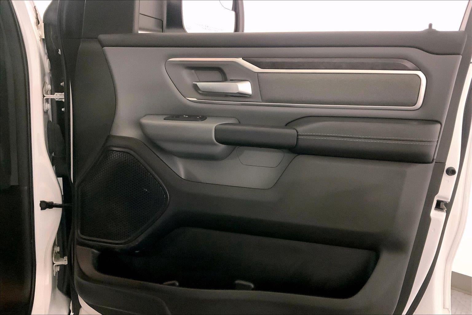2022 RAM 1500 Big Horn Quad Cab 4x4 6'4' Box