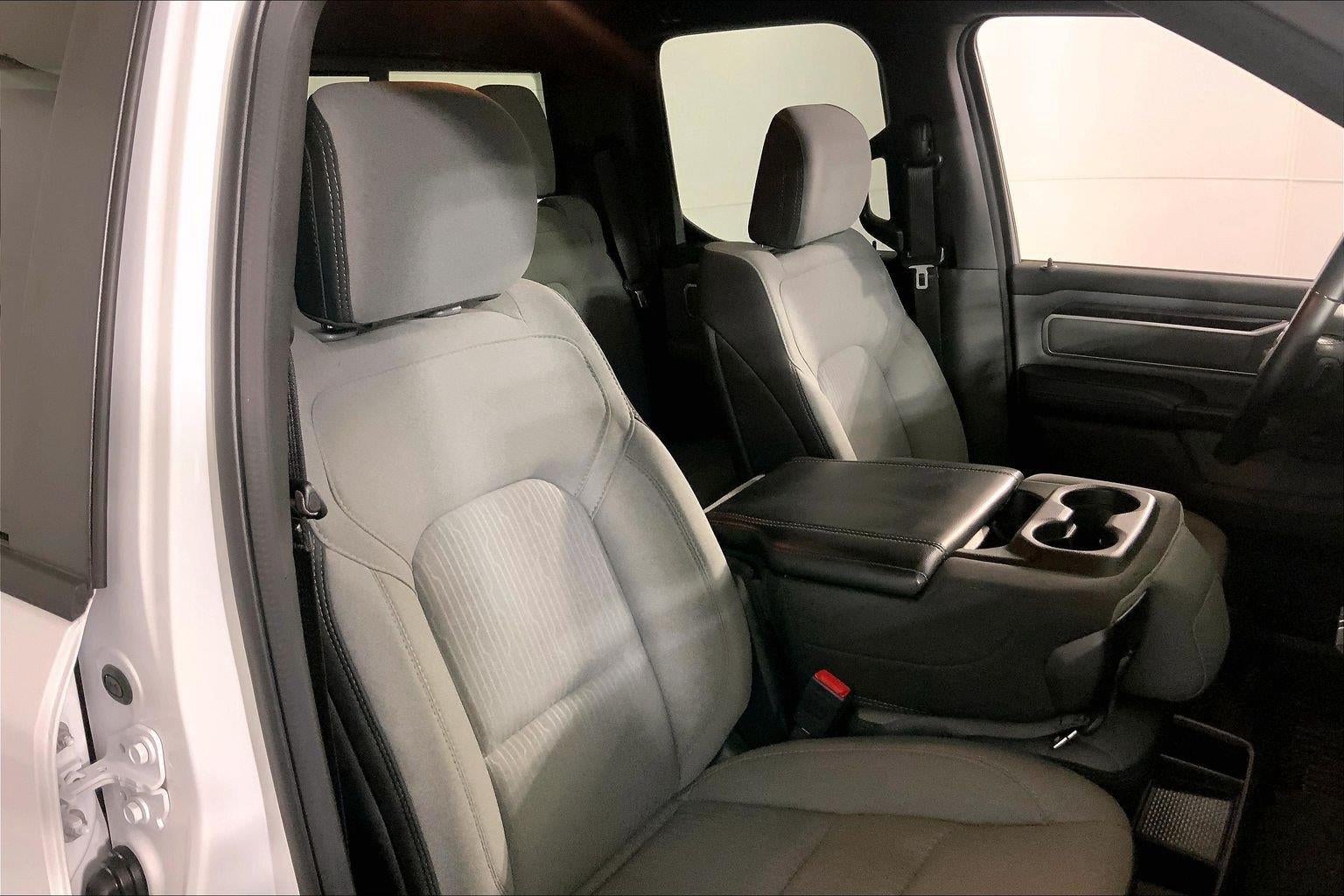 2022 RAM 1500 Big Horn Quad Cab 4x4 6'4' Box