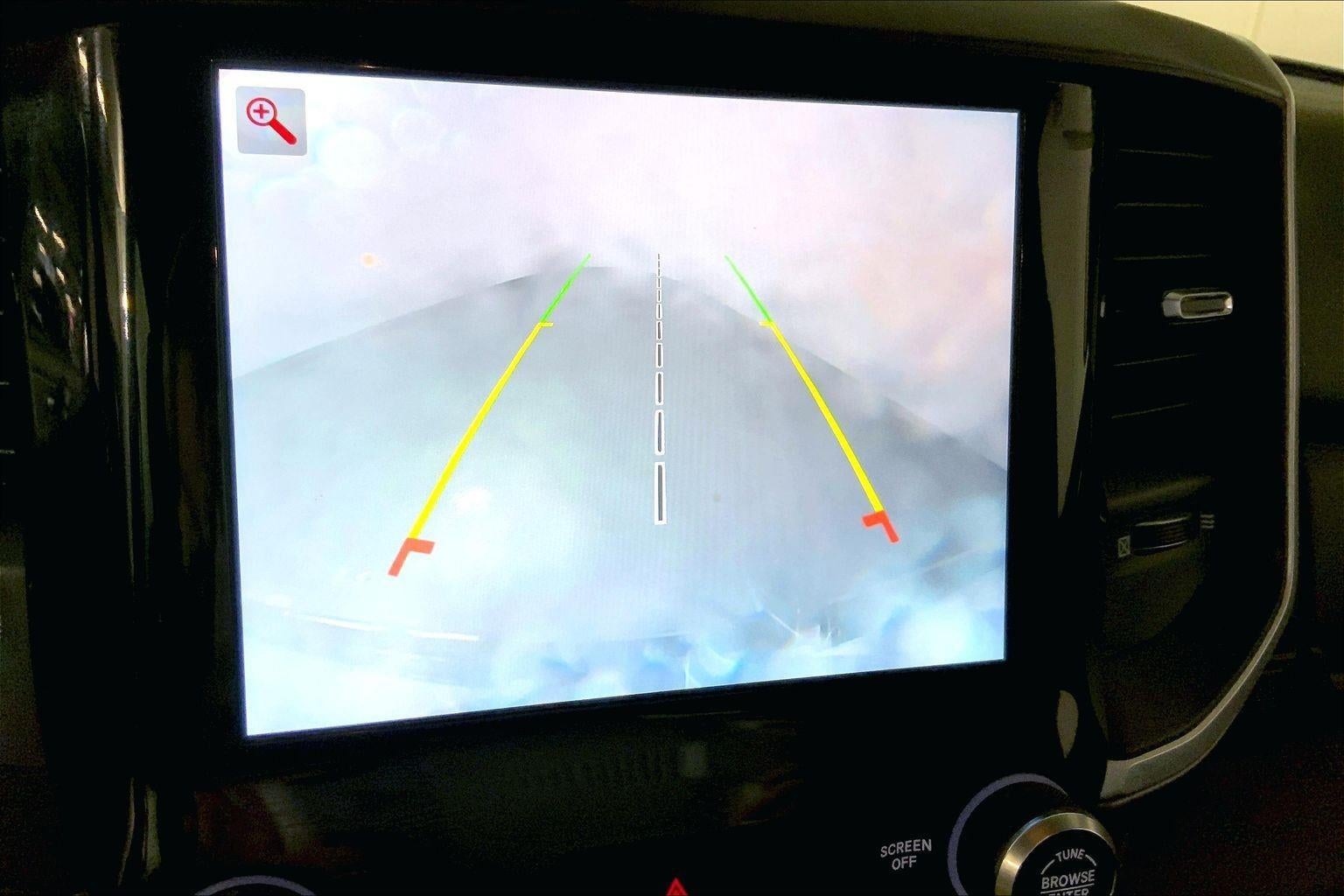 2022 RAM 1500 Big Horn Crew Cab 4x4 5'7' Box