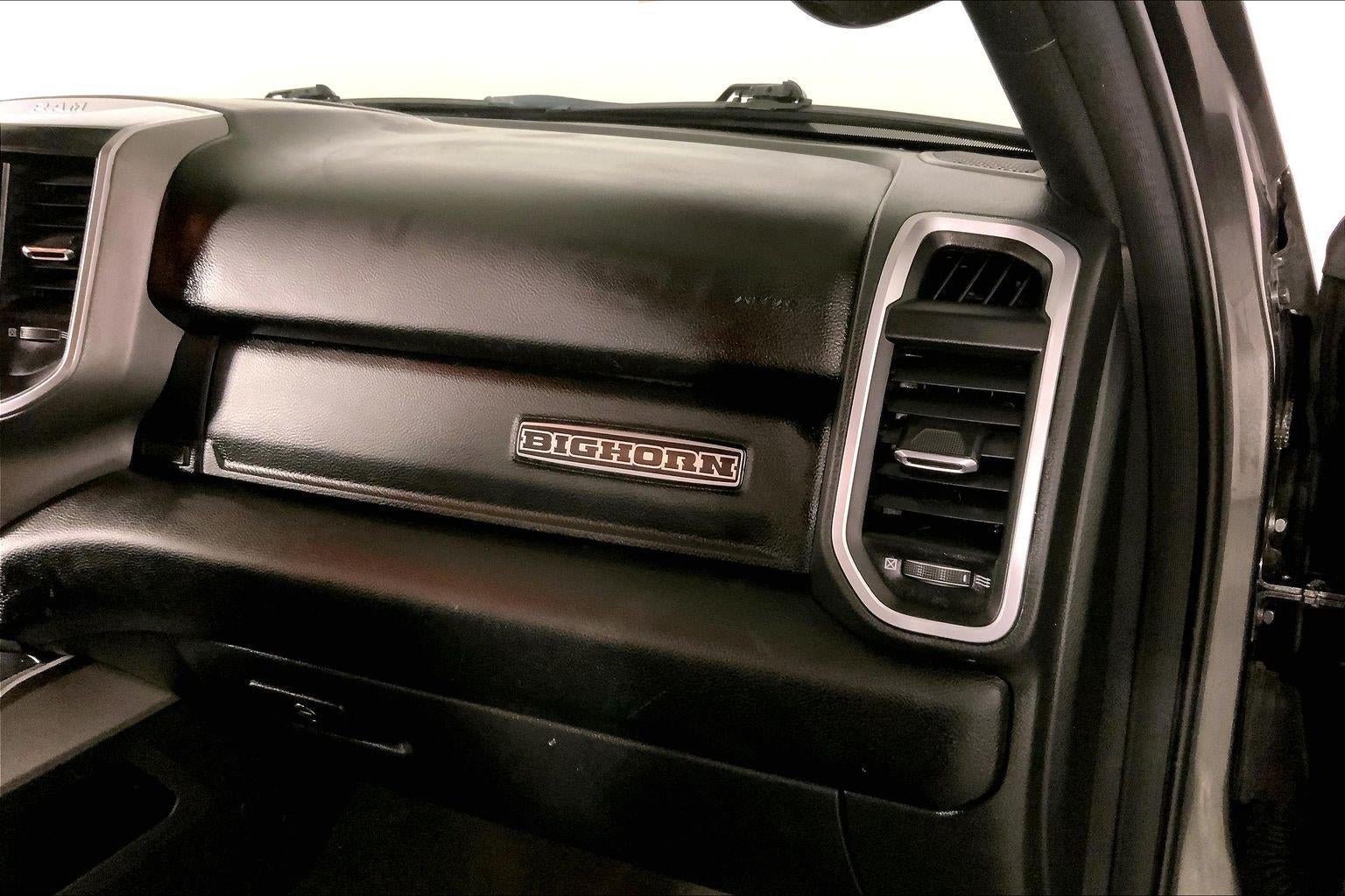 2022 RAM 1500 Big Horn Crew Cab 4x4 5'7' Box