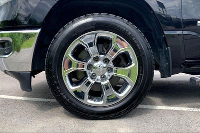 2019 RAM 1500 Big Horn/Lone Star Crew Cab 4x4 6'4' Box