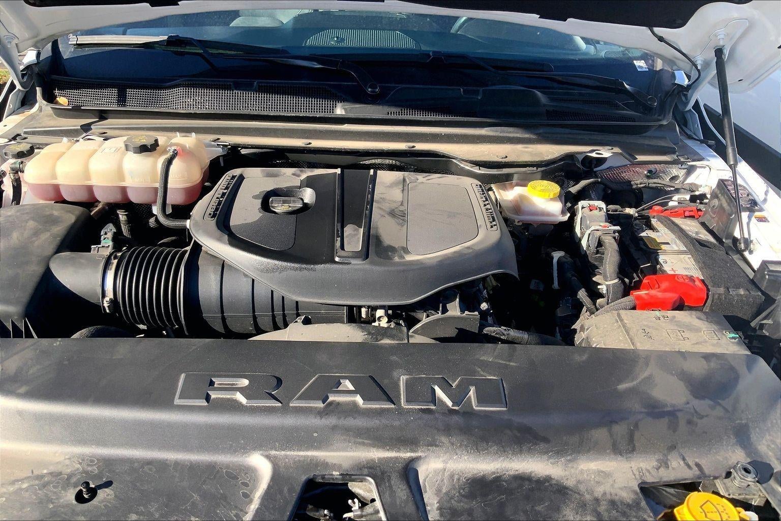 2025 RAM 1500 Warlock Crew Cab 4x4 5'7' Box