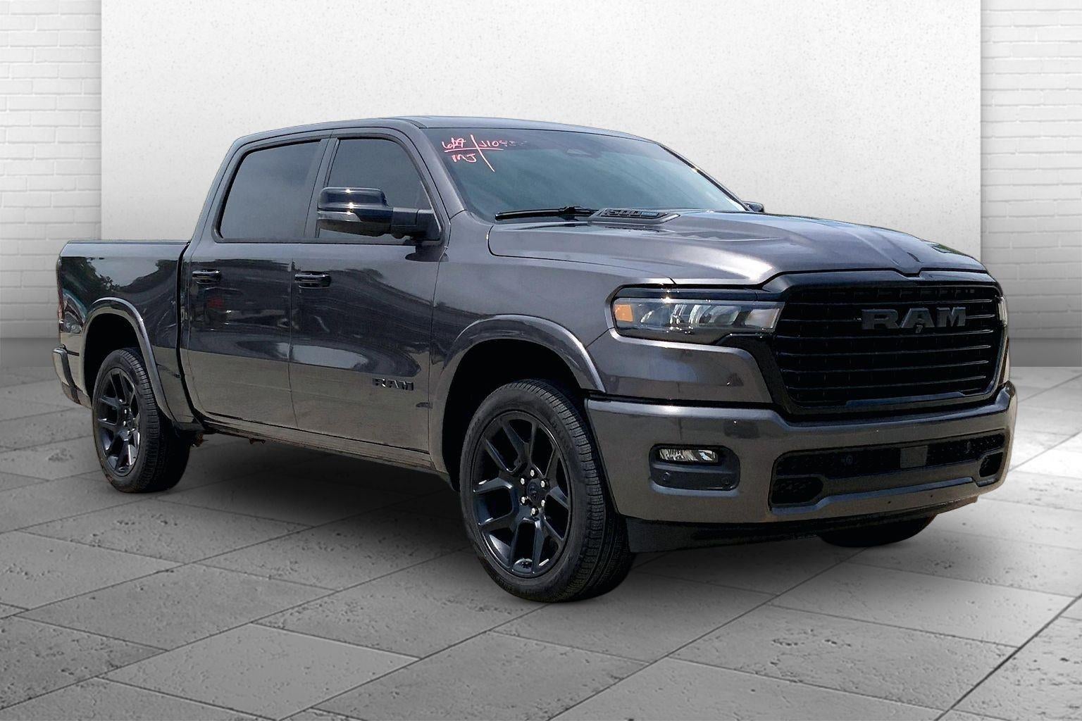 2026 RAM 1500 Laramie Crew Cab 4x4 5'7' Box