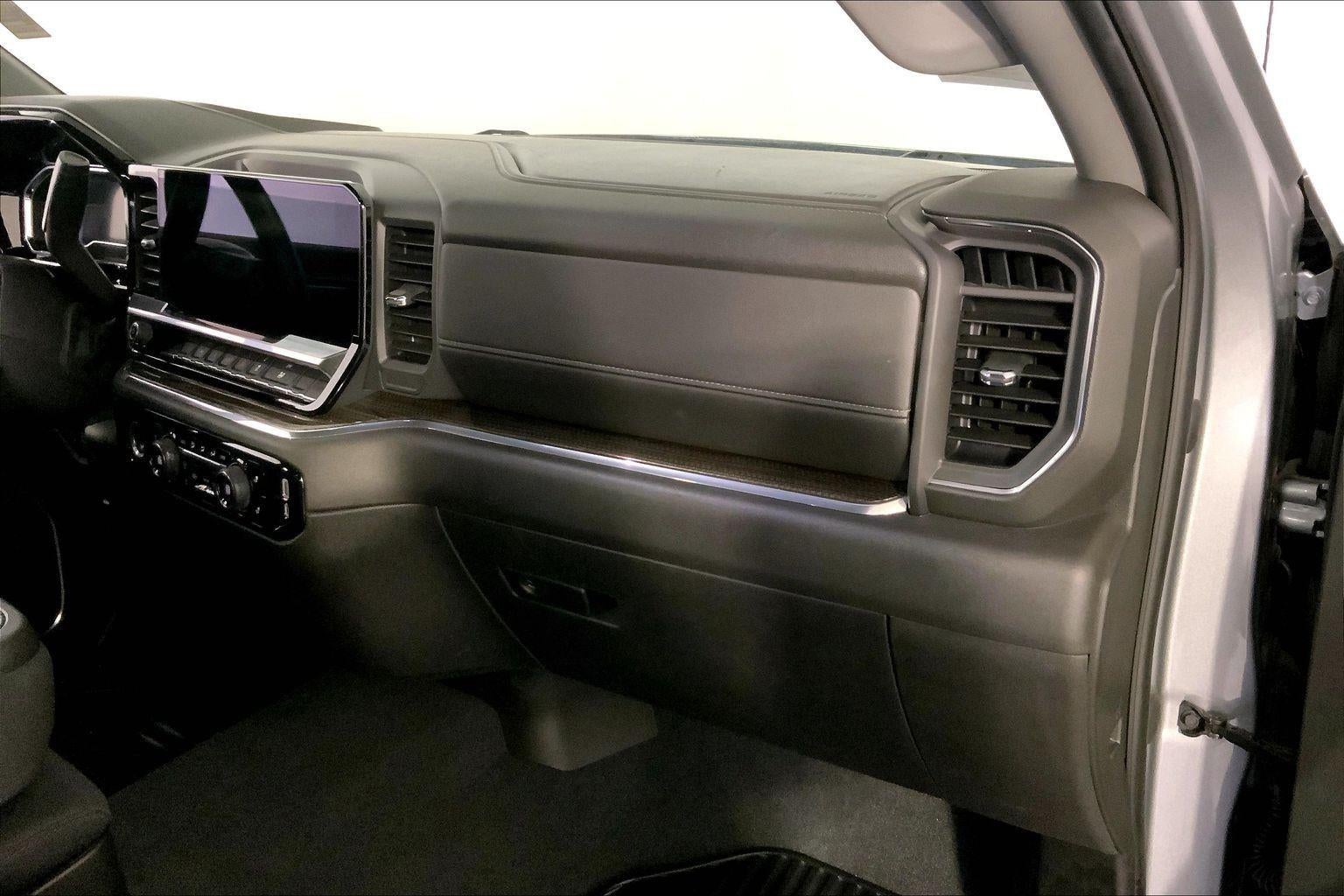 2023 Chevrolet Silverado 1500 4WD Crew Cab Short Bed LT with 2FL