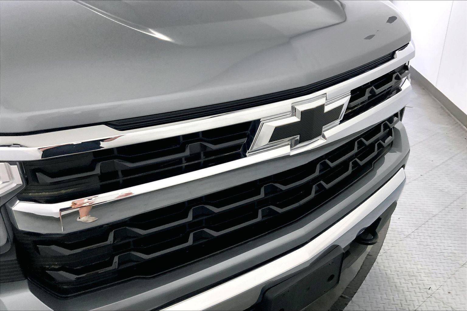 2023 Chevrolet Silverado 1500 4WD Crew Cab Short Bed LT with 2FL