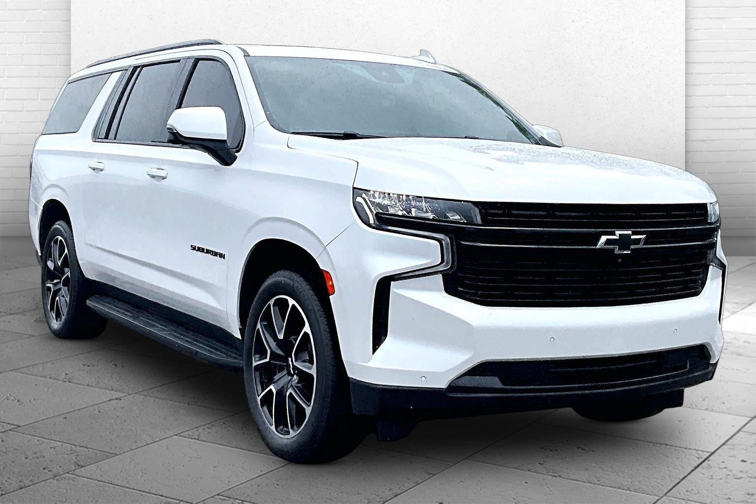 2023 Chevrolet Suburban 4WD RST