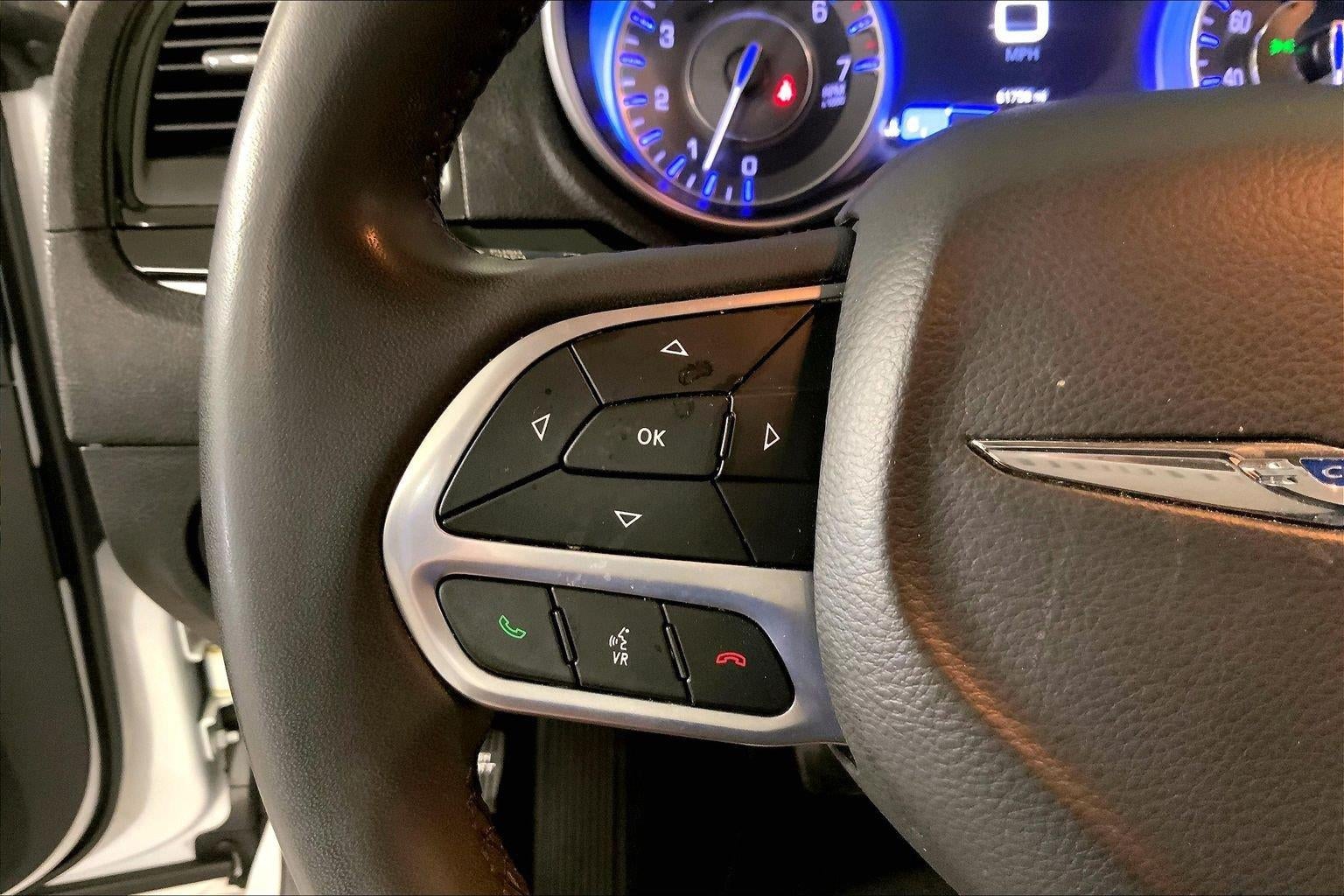 2023 Chrysler 300 Touring